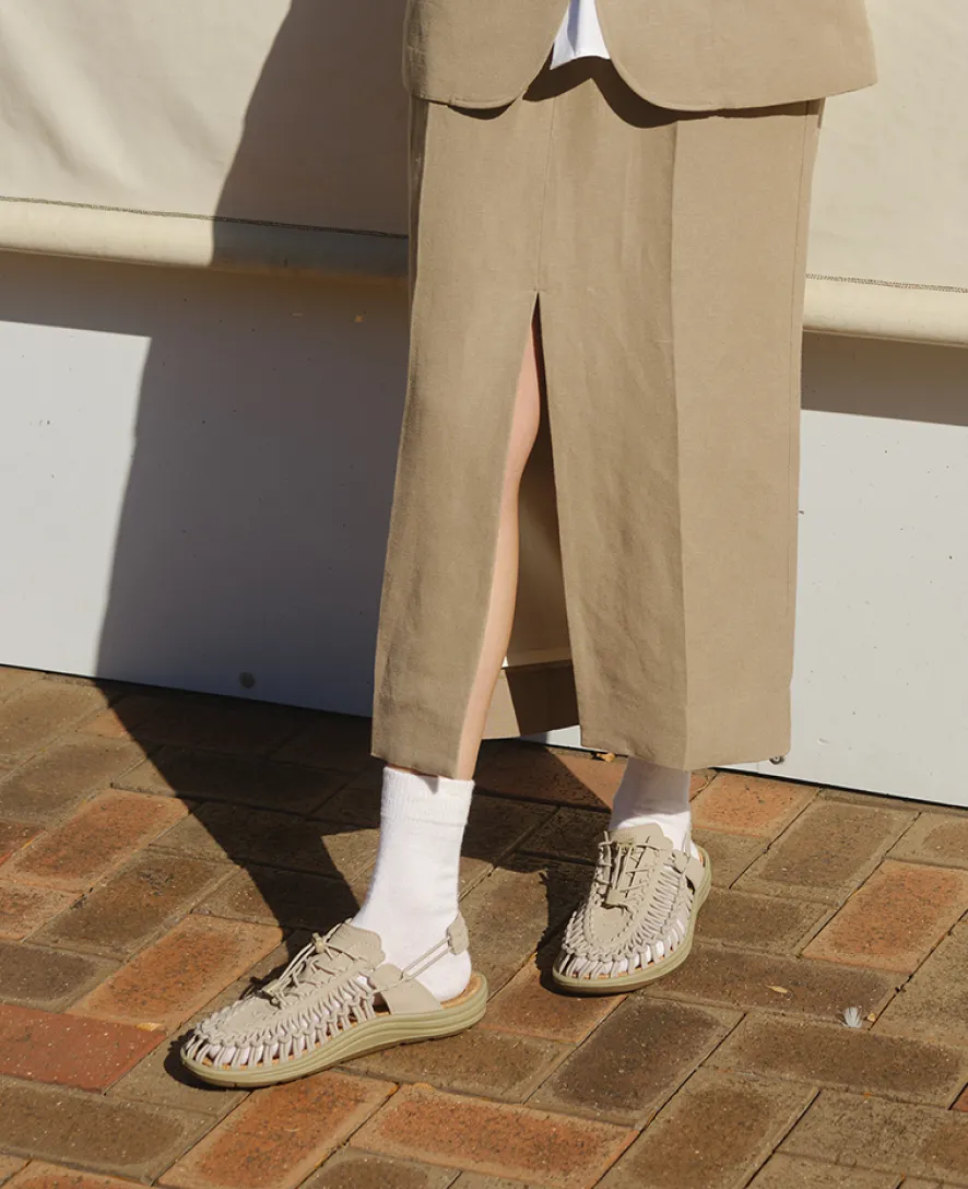 All Gender UNEEK II Convertible  |  Plaza Taupe/Plaza Taupe,Soft Comfortable Sandals