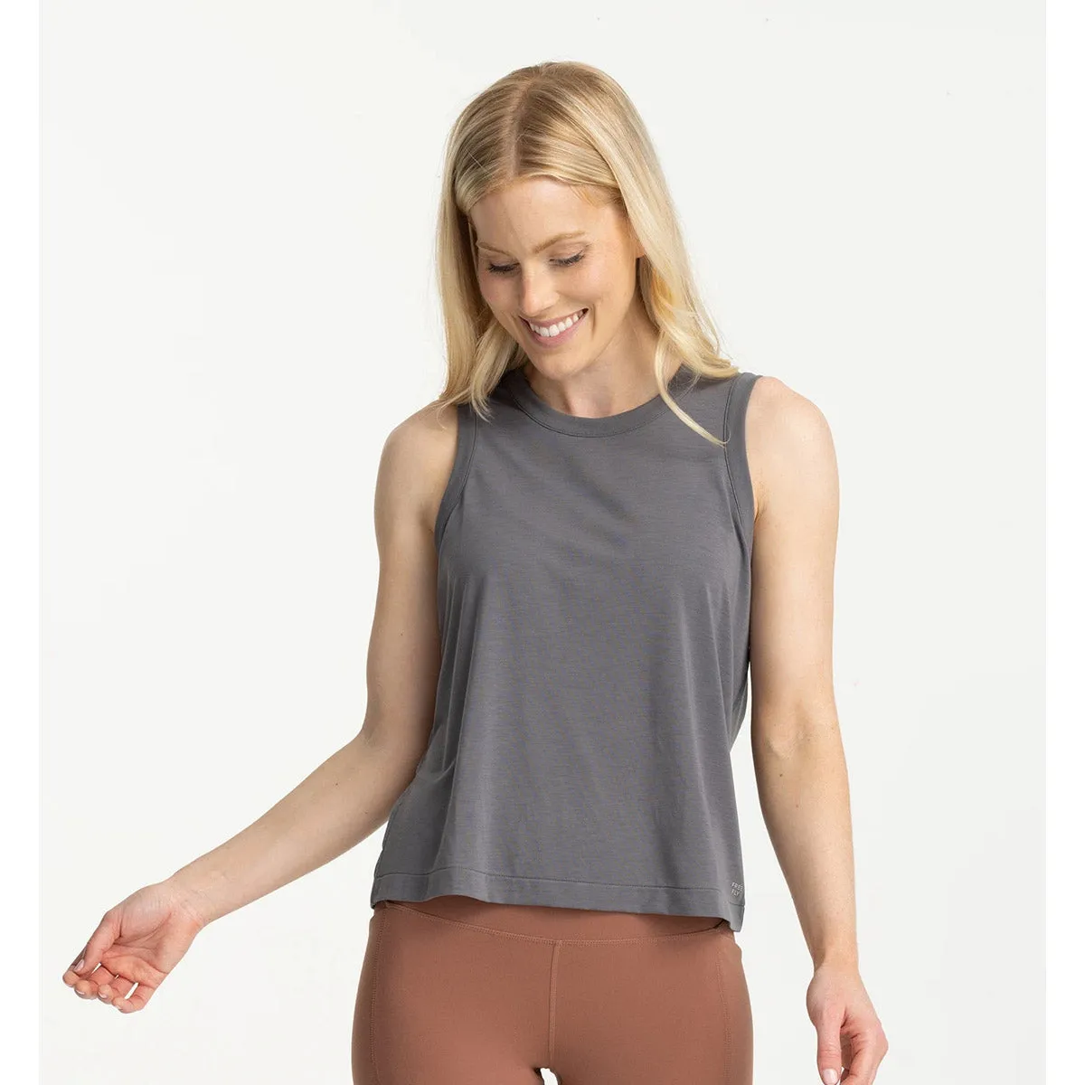 Women's Elevate Lightweight Tank,Women Top