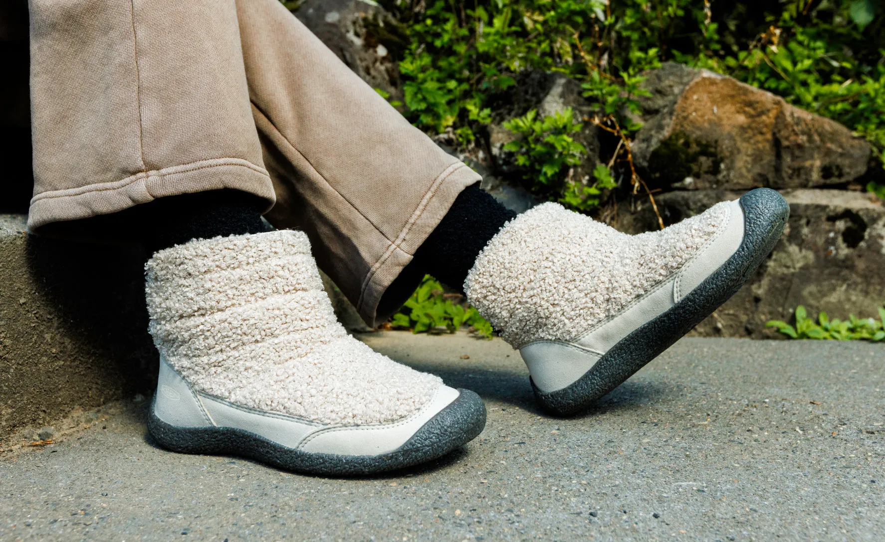 Women's Howser Fold Down   |  Silver Lining/Black,Comfort