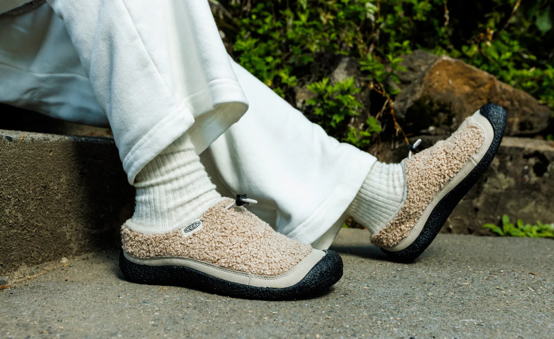 Women's Howser III Slide  |  Plaza Taupe/Black,Comfort