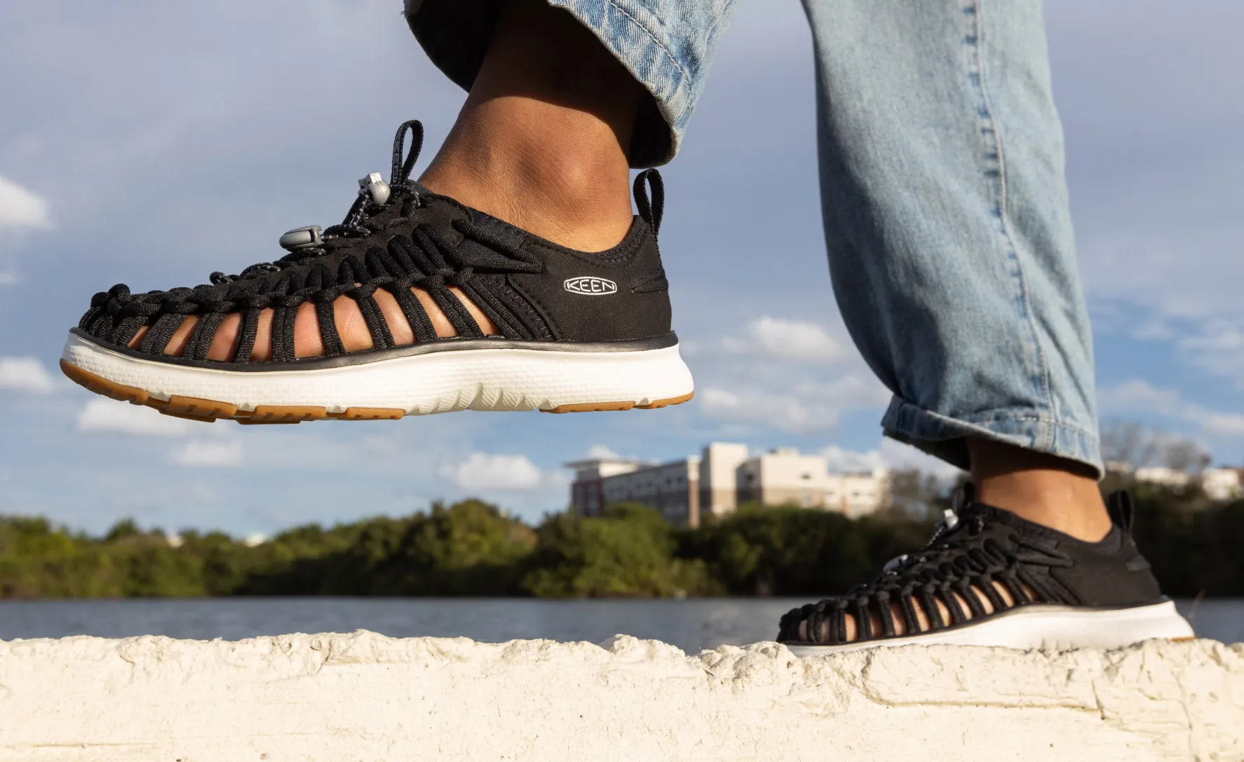 Women's UNEEK O3 Sneaker Sandal  |  Black/Star White,Soft Comfortable Sandals