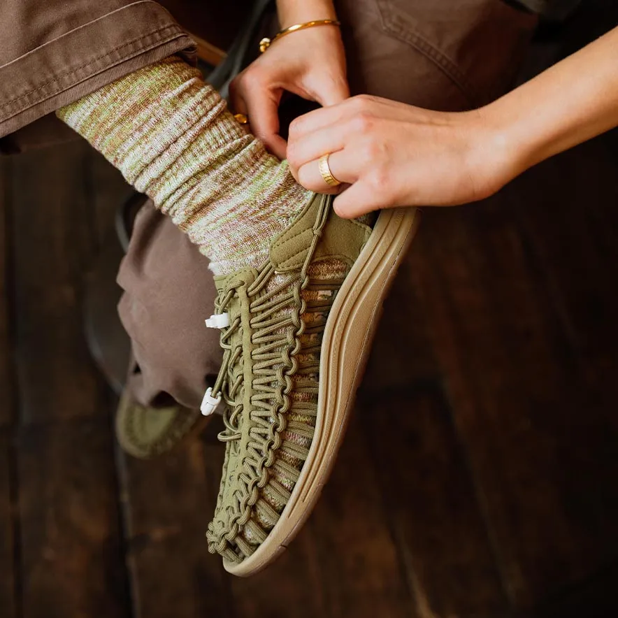 Women's UNEEK Sneaker  |  Martini Olive/Safari,Soft Comfortable Sandals
